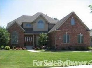 2104 Birchwood Ln, Highland, IN 46322