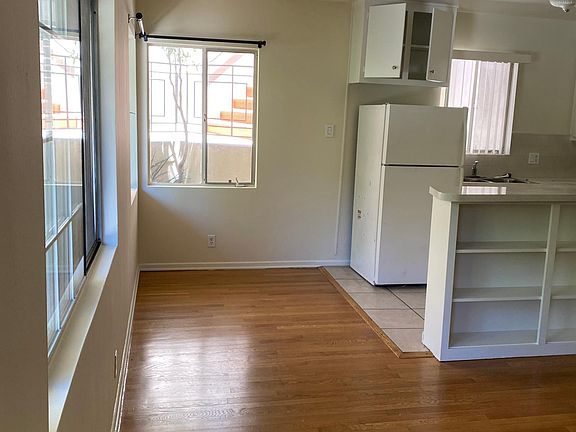 3rd image of 15757 W Sunset Blvd APT 6