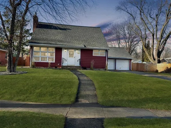 709 S 11th St, Montevideo, MN 56265