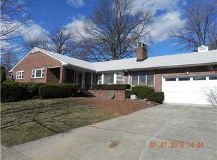 800 Amboy Ave, Edison, NJ 08837