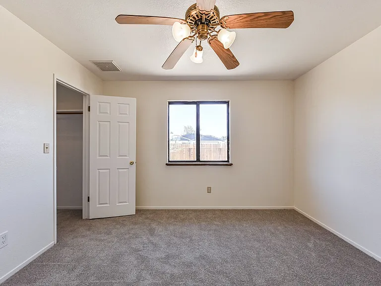 315 Reese St — Photo 18