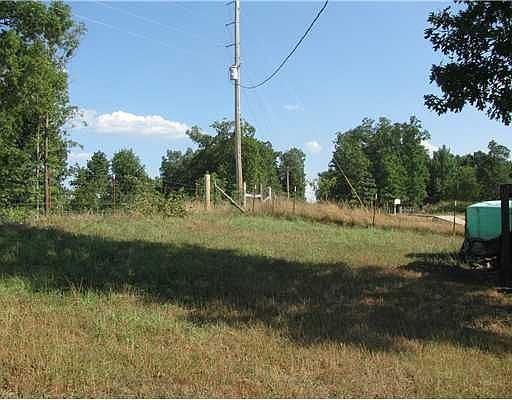 2nd image of 10961 Lakeside Dr