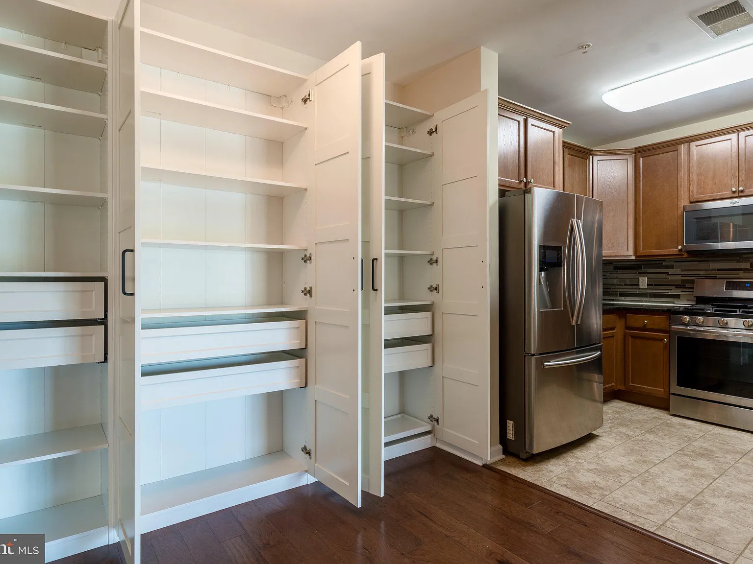 2 bed, 2.0 bath, 1243 sqft, $2,750 — Photo 4