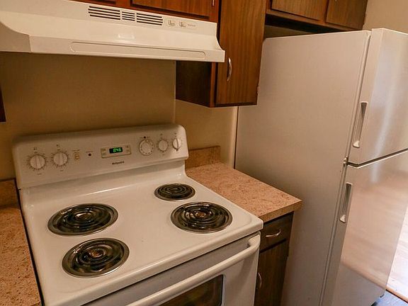 4th image of 700 Fremont St APT 1