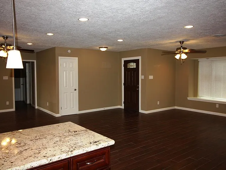 1766 Maux Dr — Photo 3