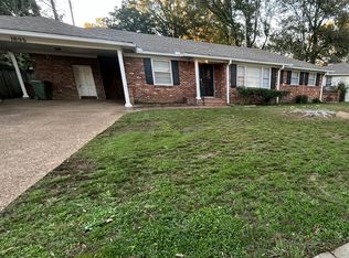 1695 S White Station Rd, Memphis, TN 38117