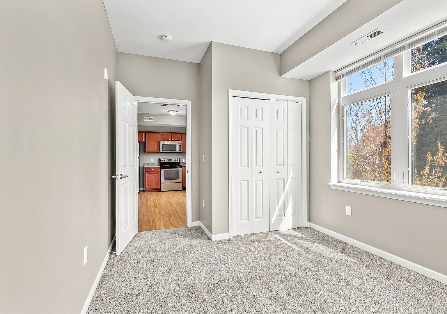 2024 College St - Cedar Falls — Photo 3