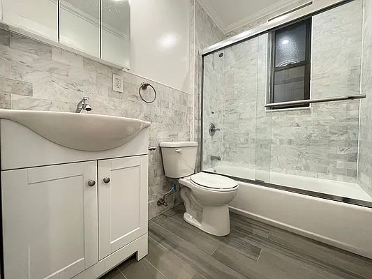 Rented by Silver Line Realty Group NY LLC | media 8