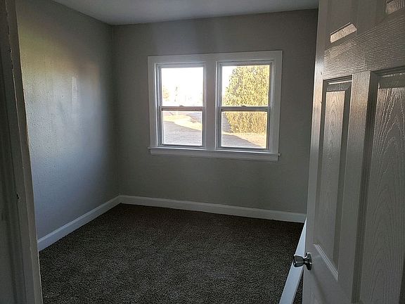 5th image of 506 W Kansas Ave