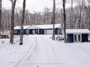 2435 Ravenscliffe Rd, Huntsville, ON P1H 2J2