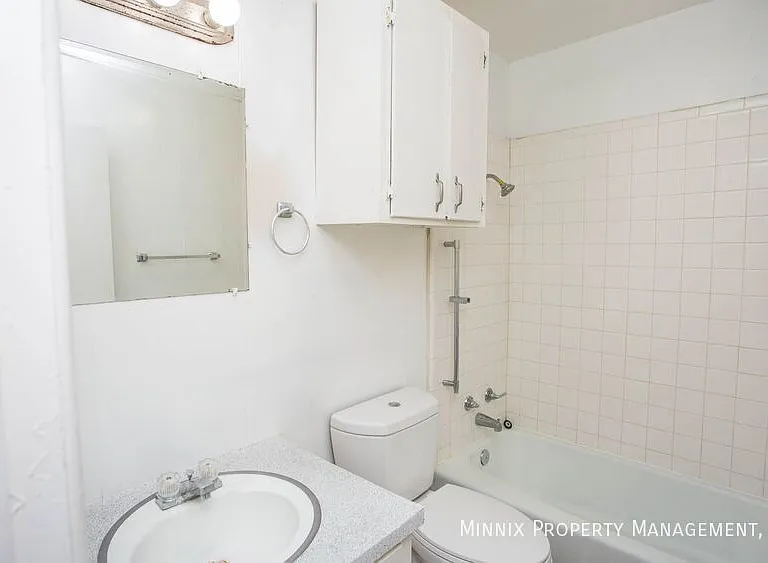 2212 2nd St #5 — Photo 9