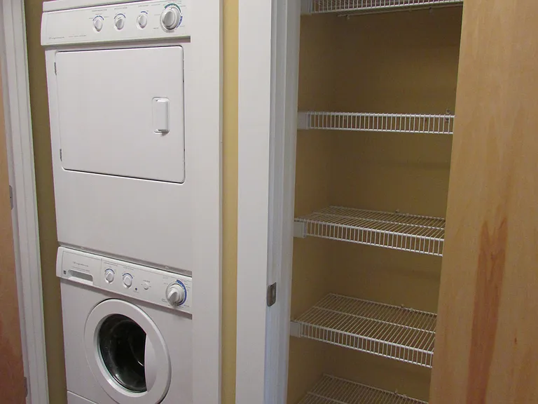 701 Saint James Street — Photo 22