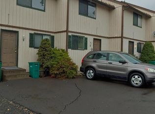 858 Homedale Rd, Klamath Falls, OR 97603