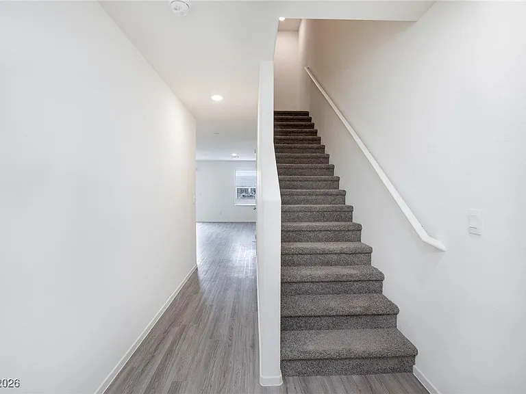 6085 Lily Garden St — Photo 8
