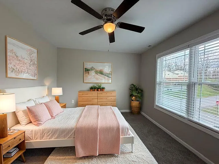 703 Bibb St NE — Photo 4