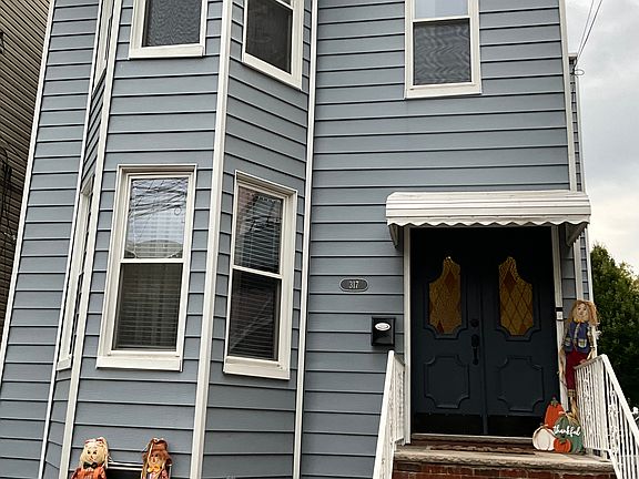 5th image of 317 3rd St Floor 2
