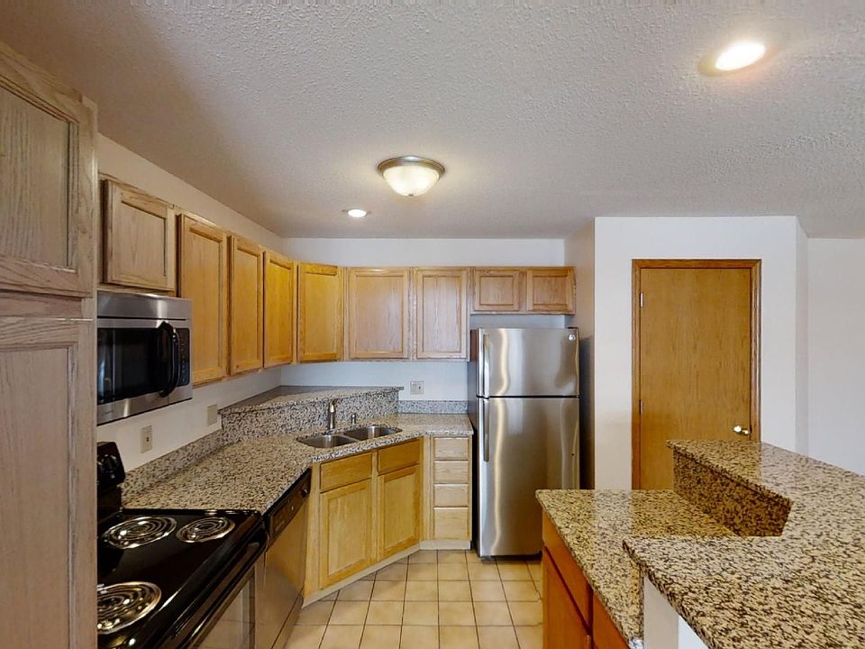 1st image of 2893 Mickelson Pkwy #210