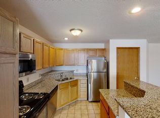 2893 Mickelson Pkwy #210, Madison, WI 53711