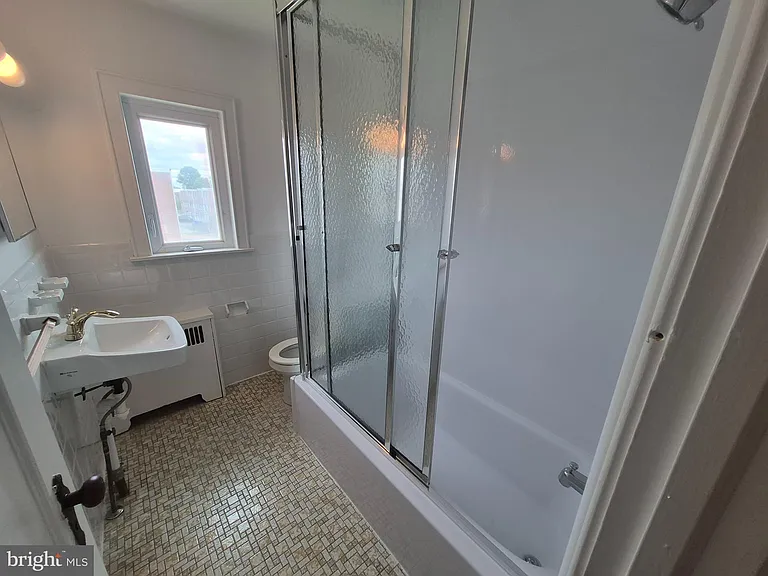 3423 Verner St — Photo 8