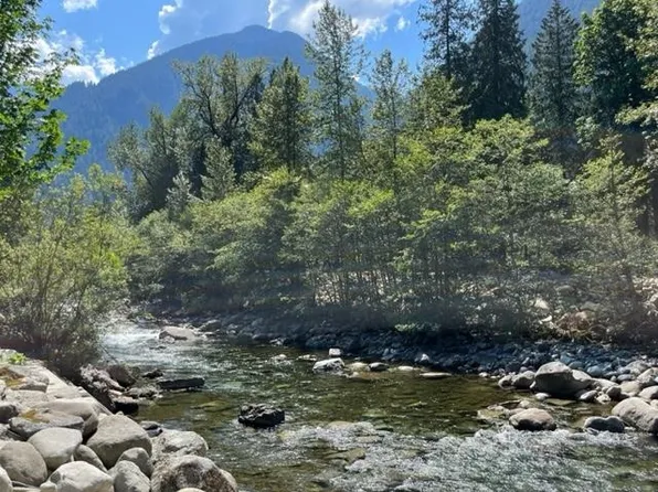 19743 Foster Rd #18, Hope, BC V0X 1L2