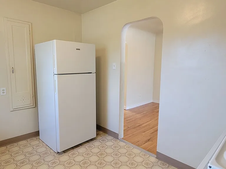 2222 California St — Photo 9