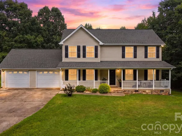 1480 Cedar Valley Church Rd, Lenoir, NC 28645