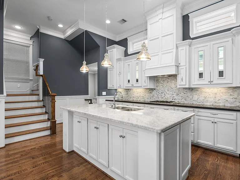 619 Rutland St #B — Photo 15