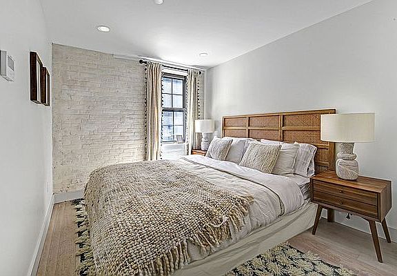 4th image of 23 Avenue B #402