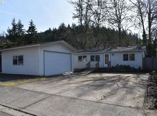 5937 Lilac Ln, Springfield, OR 97478