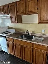 5634 Walnut St #2 — Photo 9