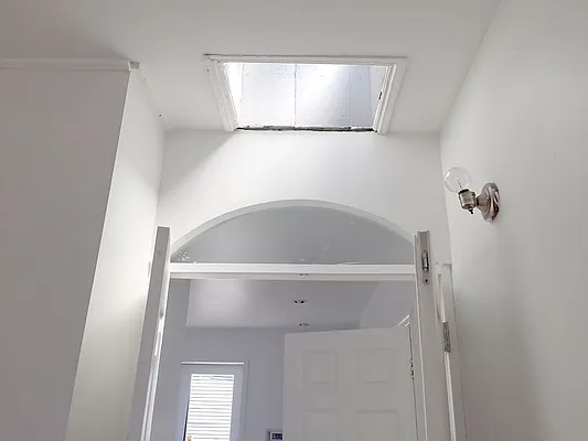 Rented by MNS | media 9