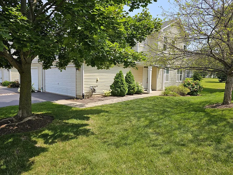 1424 Prescott Dr — Photo 8