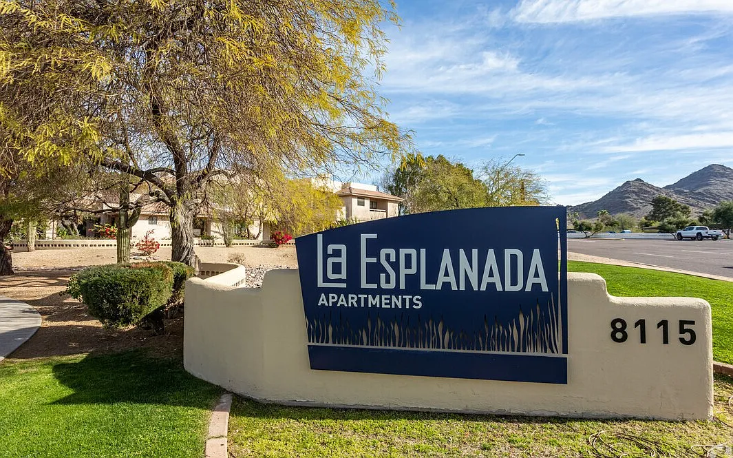 La Esplanada — Photo 2