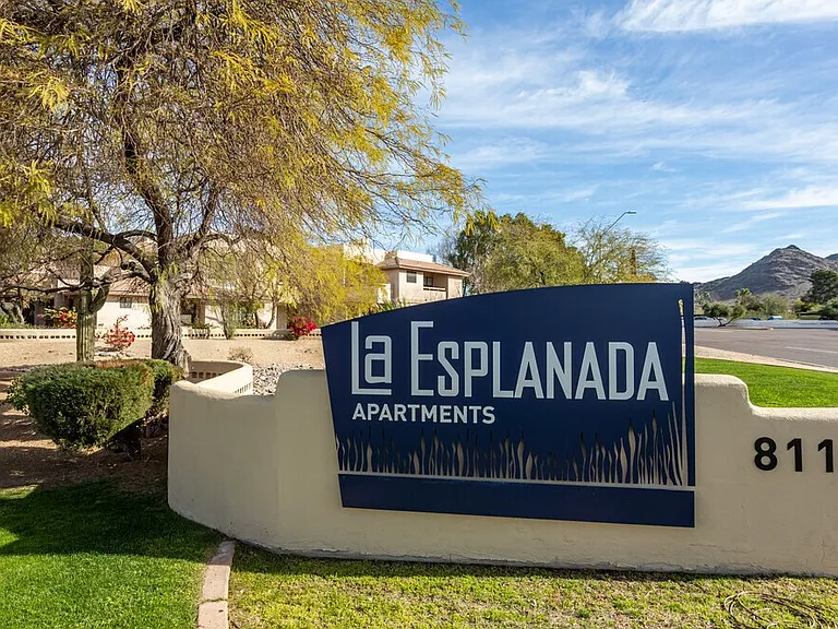 La Esplanada — Photo 2