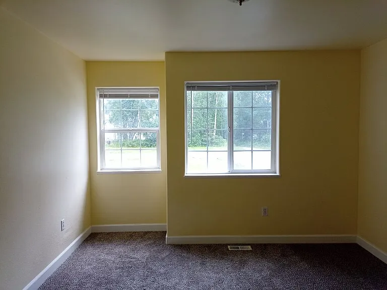 1501 W Vaunda Ave — Photo 9