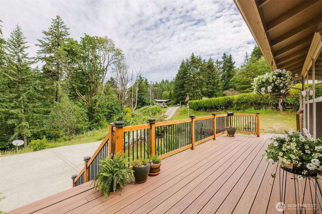 10982 SE View Place S, Pt Orchard, WA - View 4