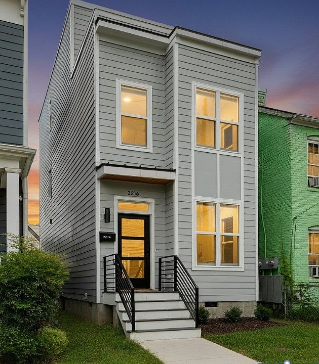 1st image of 2216 Carrington St