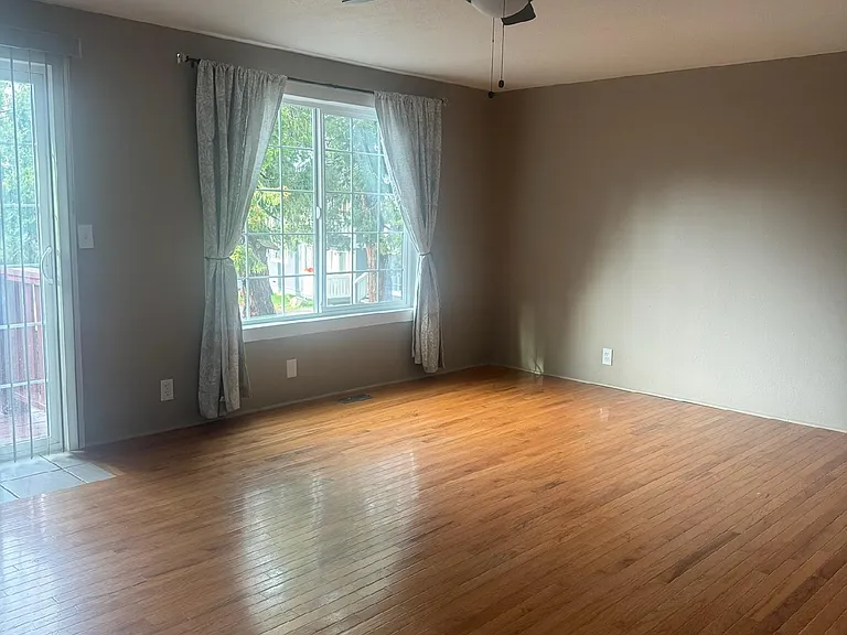 1829 Dawn Ct — Photo 3