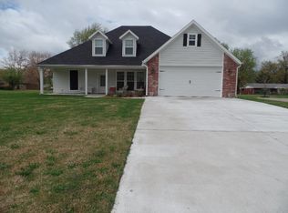 1065 W Twin Springs St, Siloam Springs, AR 72761