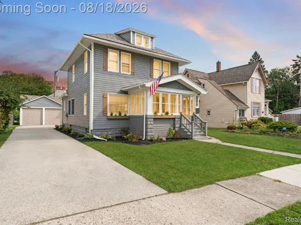 130 Gallup St, Mount Clemens, MI 48043