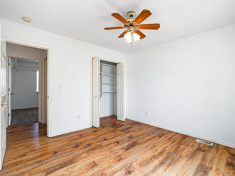 658 N Katie Way — Photo 27