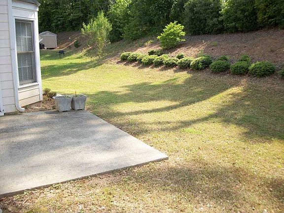 4th image of 638 Rebecca Ives Dr