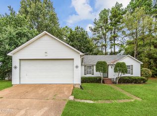 177 Maywood Dr, Jackson, TN 38305