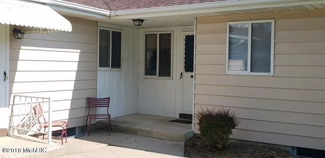 1st image of 5972 Leisure South Dr SE