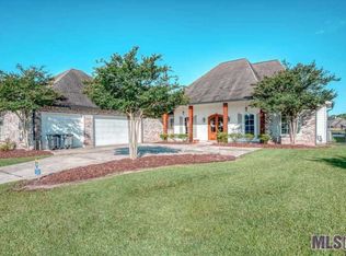 17623 Lake Pass Dr, Greenwell Springs, LA 70739