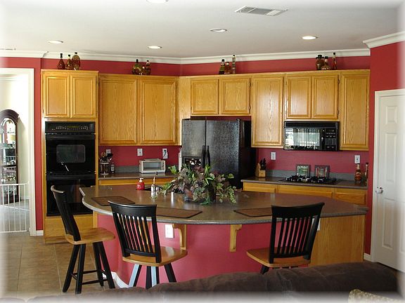 Kitchen with Center Island
