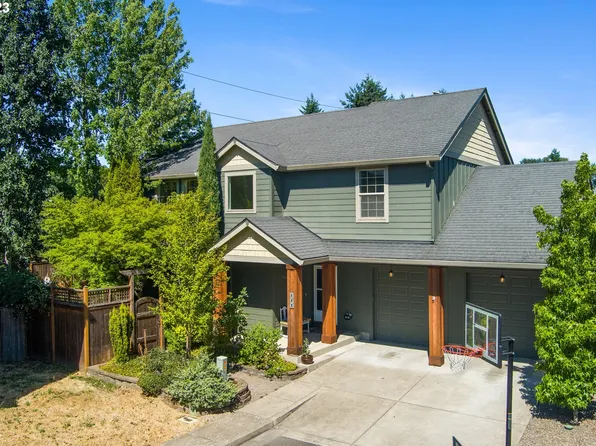 894 Jackies Ln, Eugene, OR 97404