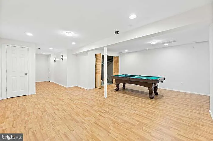 23 Taft Ct — Photo 33