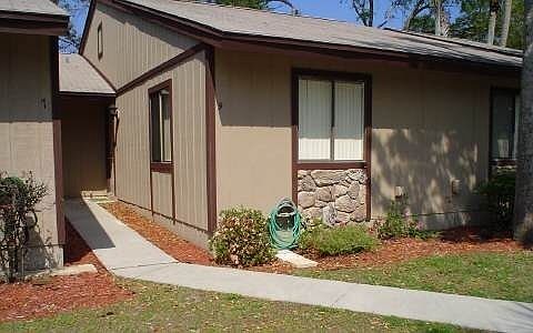 1st image of 9 Village Dr