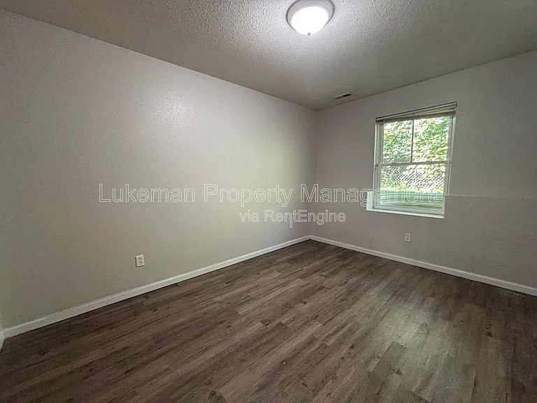 415 S Kendall Ave #403 — Photo 9